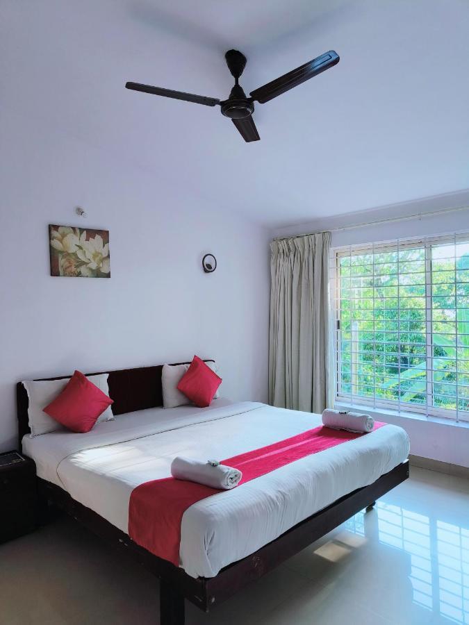 מדיקרי Red Stone Villas Coorg מראה חיצוני תמונה