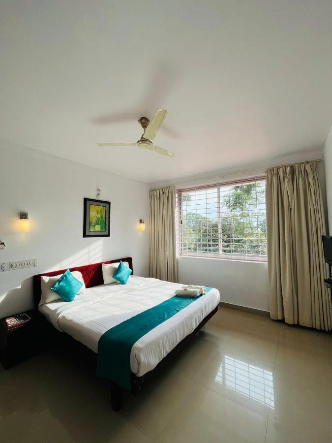 מדיקרי Red Stone Villas Coorg מראה חיצוני תמונה