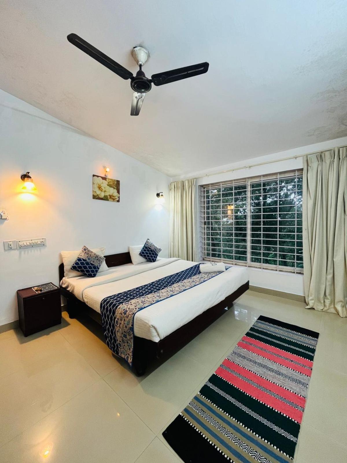 מדיקרי Red Stone Villas Coorg מראה חיצוני תמונה